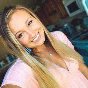 Meet your Posher, Tiffani